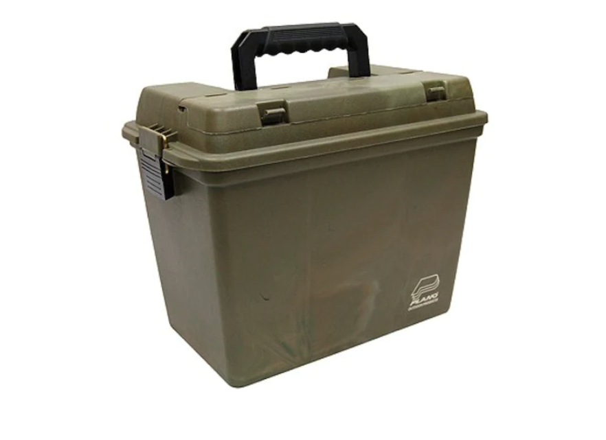 Plano Medium Field Box
